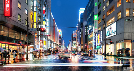 Улица ночного Токио. Япония