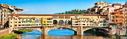 Фотообои Панорамный вид на мост Понте Веккьо. Флоренция. Италия